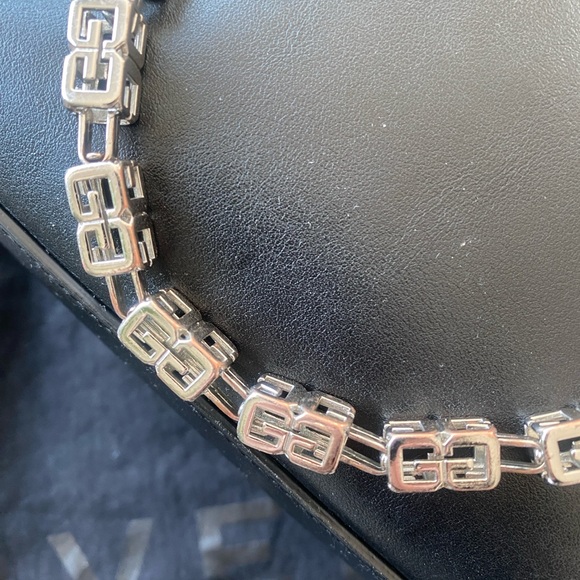 Givenchy small moon cut bag - Picture 9 of 10